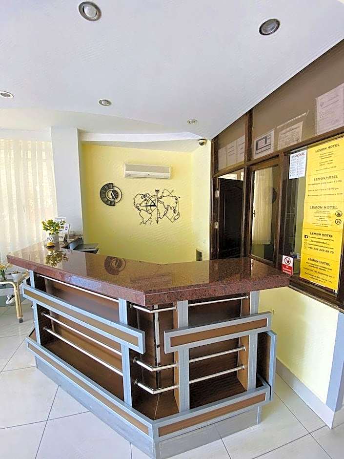 Lemon Hotel