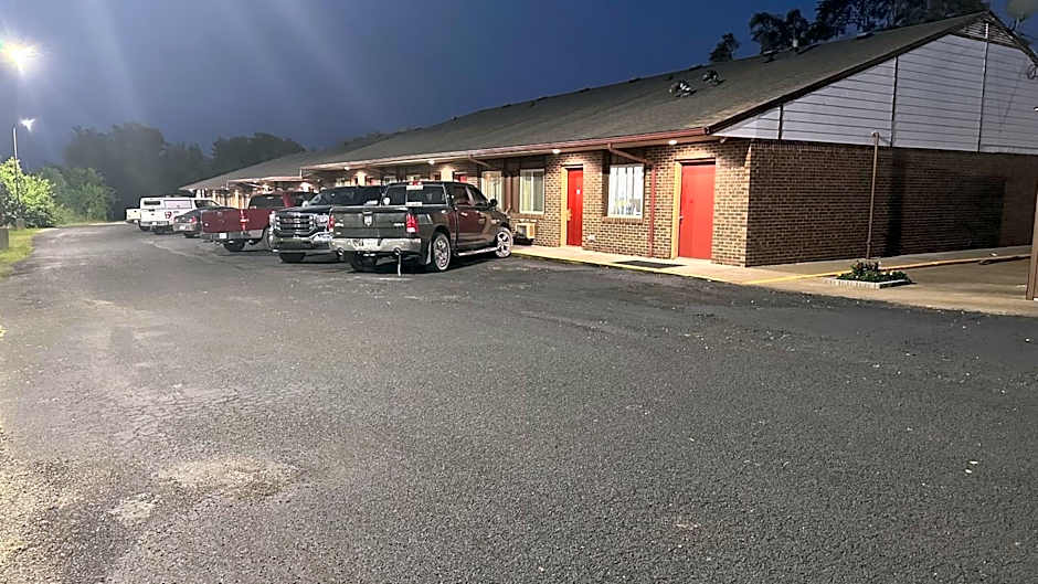 Economy Inn