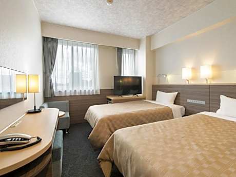 Standard Twin Room - Non-Smoking