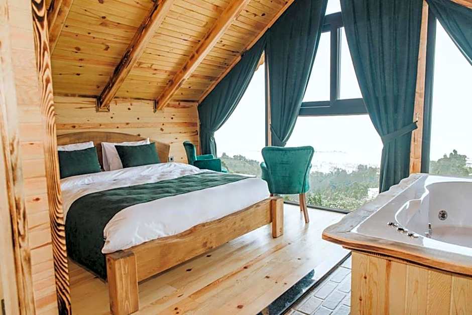 Mavera Suit Bungalow