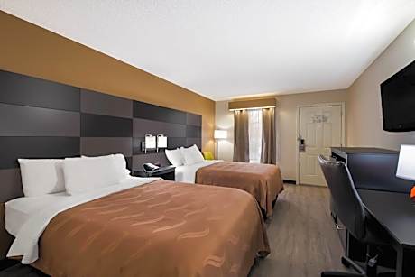 Double Room with Two Double Beds - Smoking