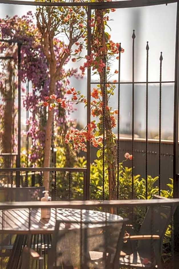 The Norm Collection Door'a Bodrum