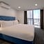 Meriton Suites Broadbeach