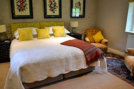 Double or Twin Room with Shower