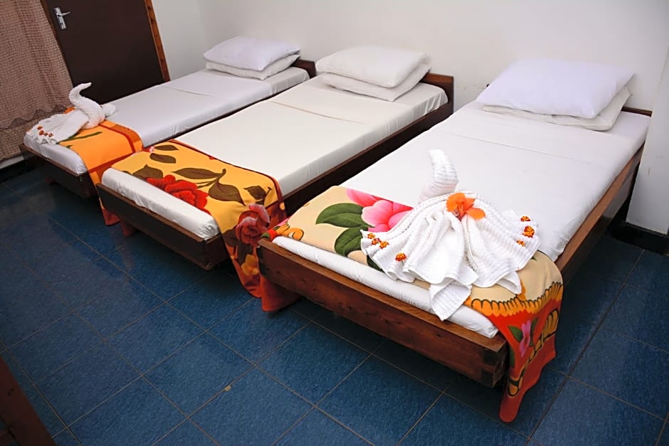 Keys Hotel Mbokomu