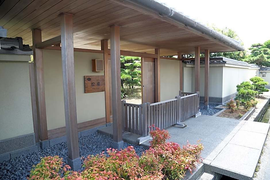Kansai Airport Hotel Pine Villa
