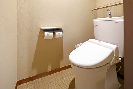 Standard Japanese-Style-Room 18 square yards No View - Shared Bathroom - Non-Smoking