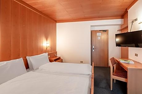 Economy Double or Twin Room
