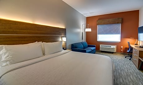 Suite, 1 King Bed, Accessible (Mobility Roll-In Shower)