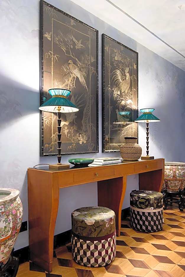 Velona's Jungle Luxury Suites