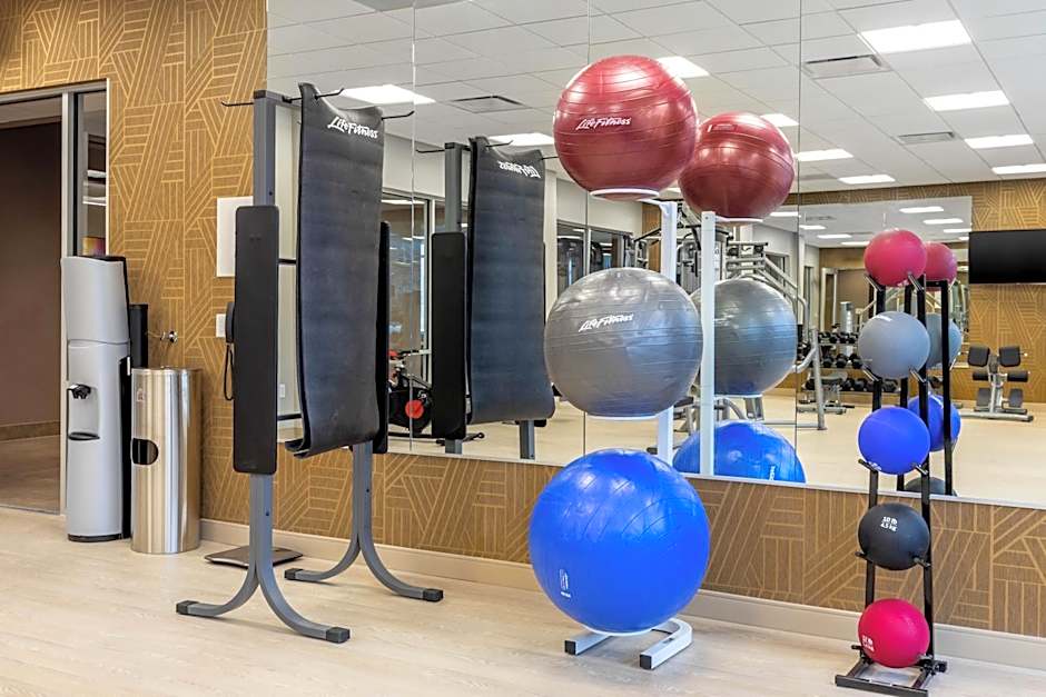 Cambria Hotel Omaha Downtown