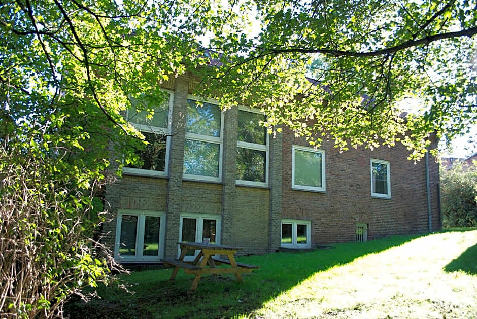 Flensbed Hotel & Hostel