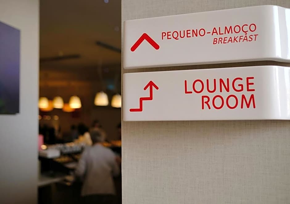 Moov Hotel Porto Centro