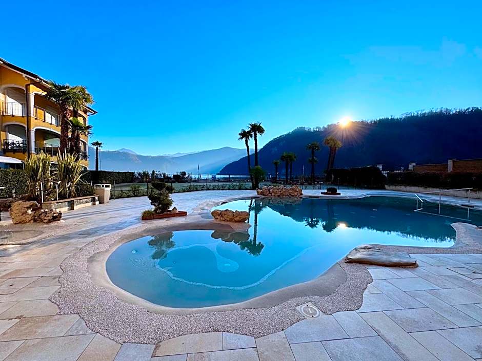 Yachting Residence - Private Dock, Lake Access & SPA