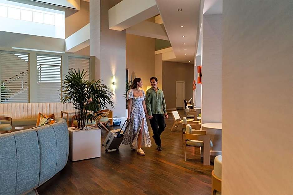 Hyatt Centric Delfina Santa Monica