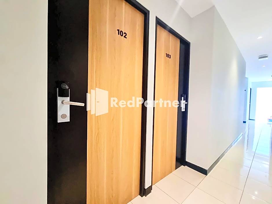 Pandawa Guest House At Ngaliyan Square Mitra RedDoorz