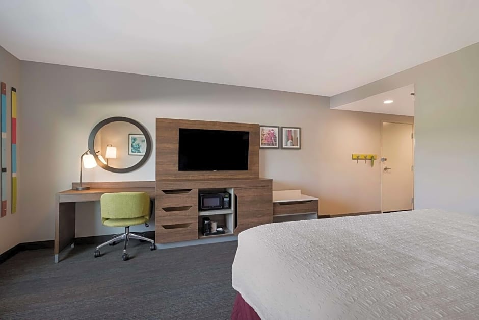 Hampton Inn Detroit Southfield