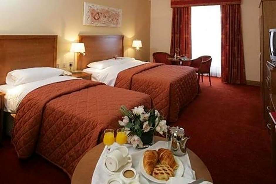 The Lady Gregory Hotel, Swan Leisure Club