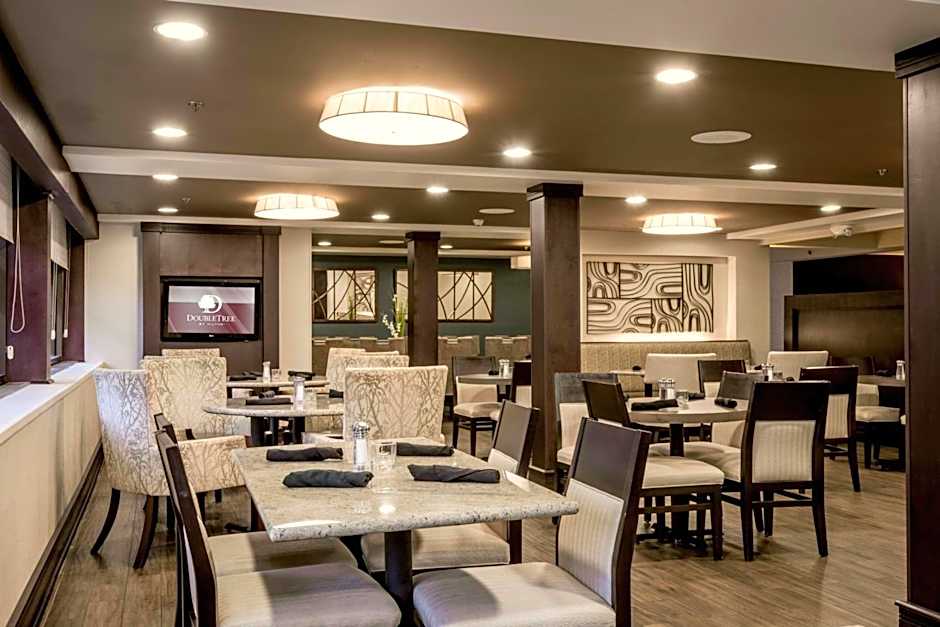 DoubleTree By Hilton Montgomery Downtown