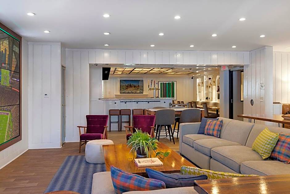 Holiday Inn Bloomington W MSP Airport Area By IHG