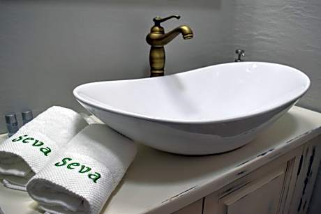 Double Room with Private Bathroom