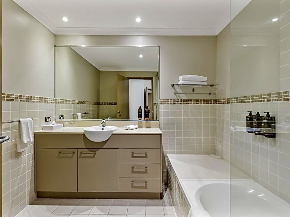 Mercure Kooindah Waters