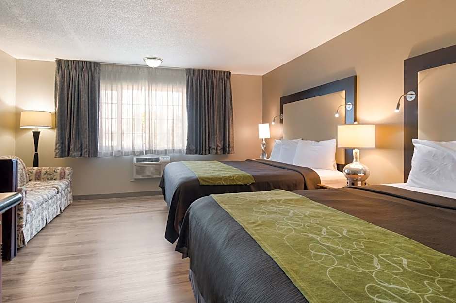 Rodeway Inn & Suites Portland West - Beaverton