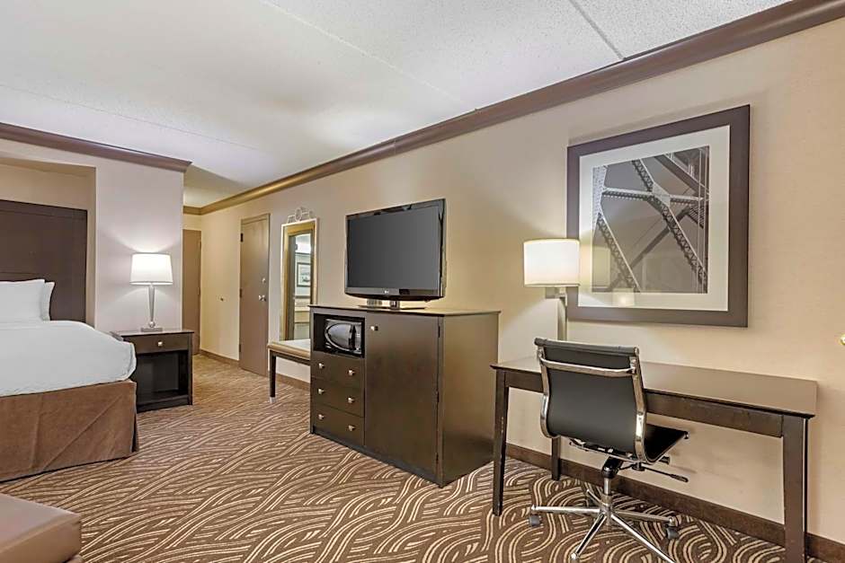Best Western Plus Kingston Hotel And Conference Center