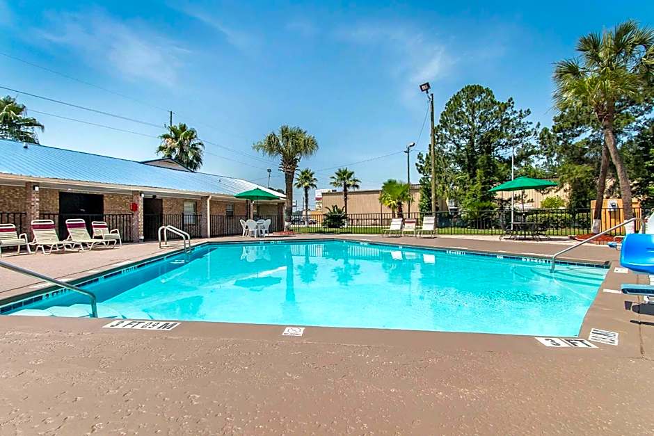 Quality Inn Hinesville - Fort Stewart Area