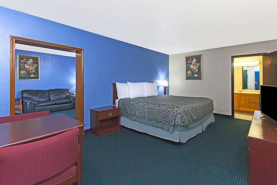 Days Inn by Wyndham Oklahoma City Fairground