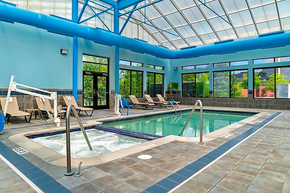 Comfort Suites Southfield/Detroit