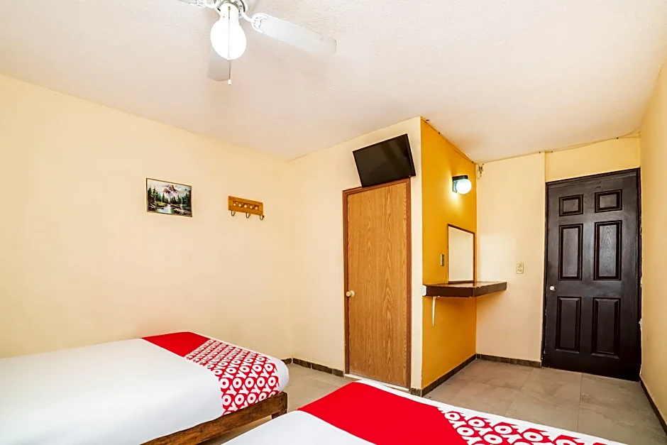 OYO Hotel Bugambilia San Luis Potosi