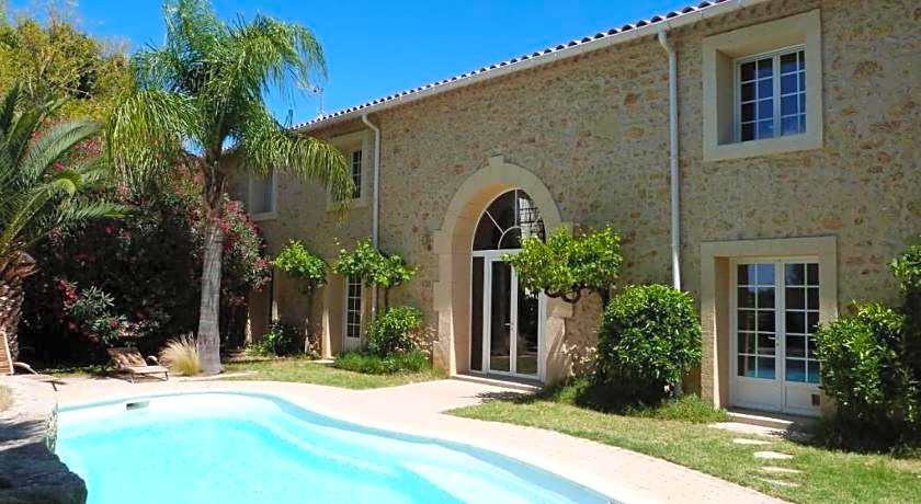 Chambres d'hotes la Soulenque Luxury B & B