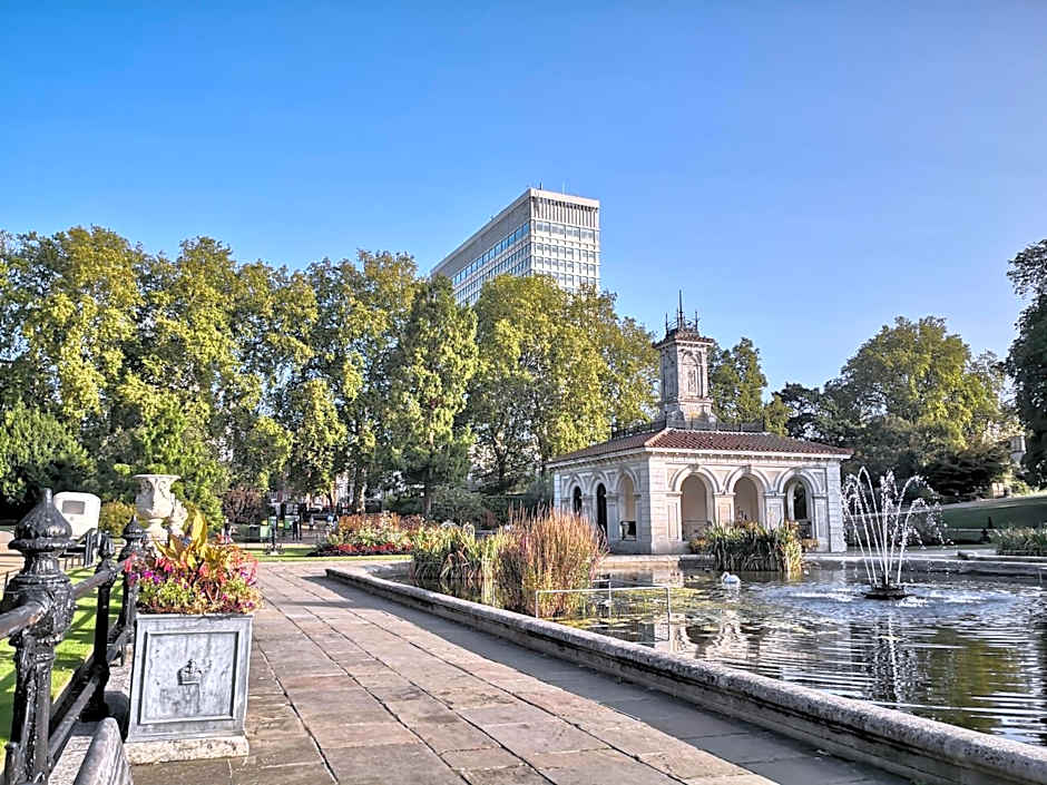 Lancaster Hall Hotel