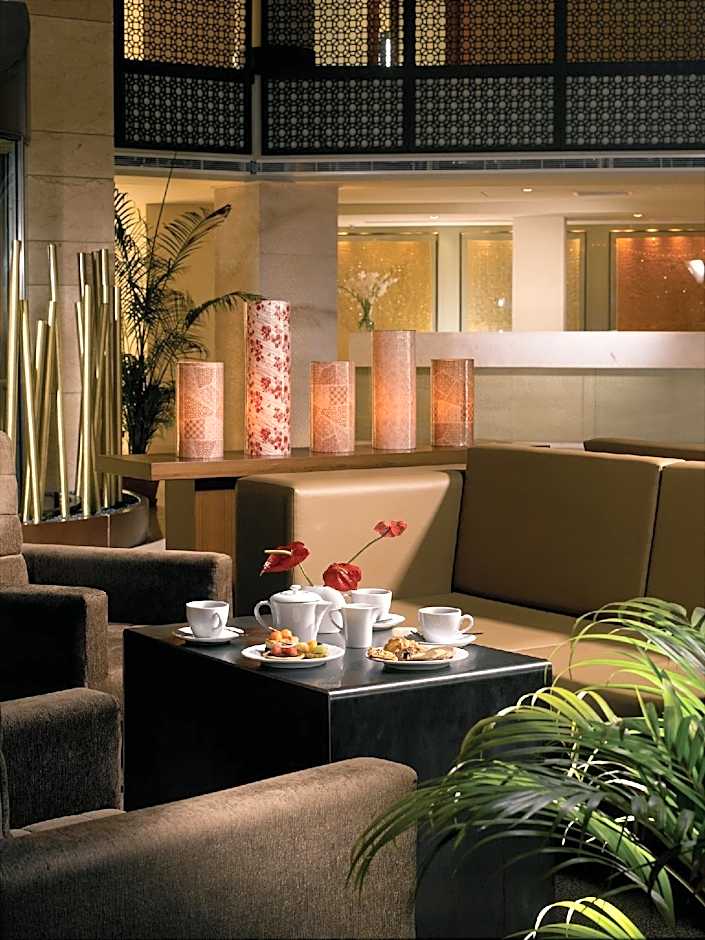 Radisson Blu Dhaka Water Garden