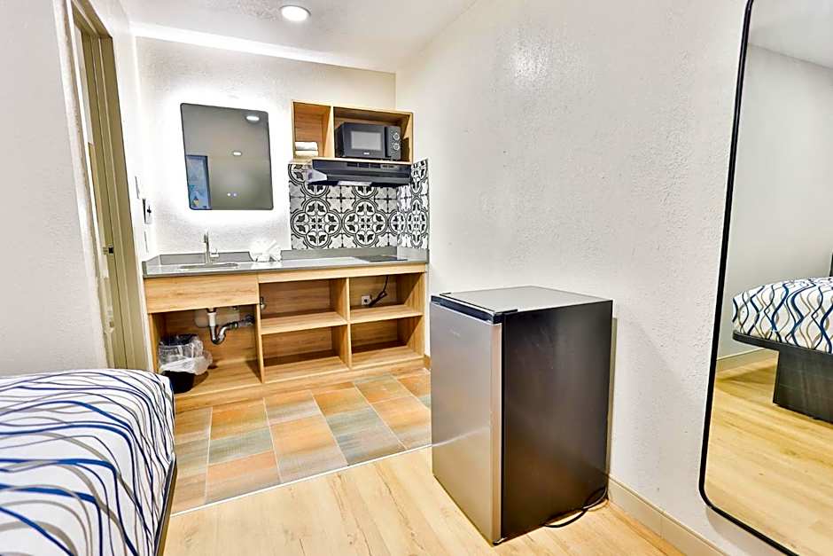 West Texas Inn & Suites with Kitchenette