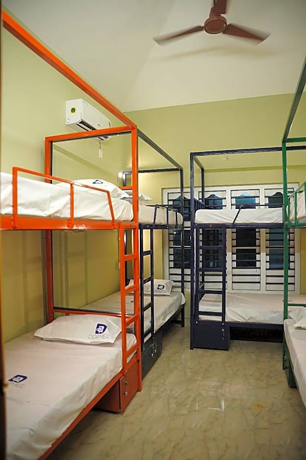 Photo 1 of 3 of 8 Bed Female Dormitory