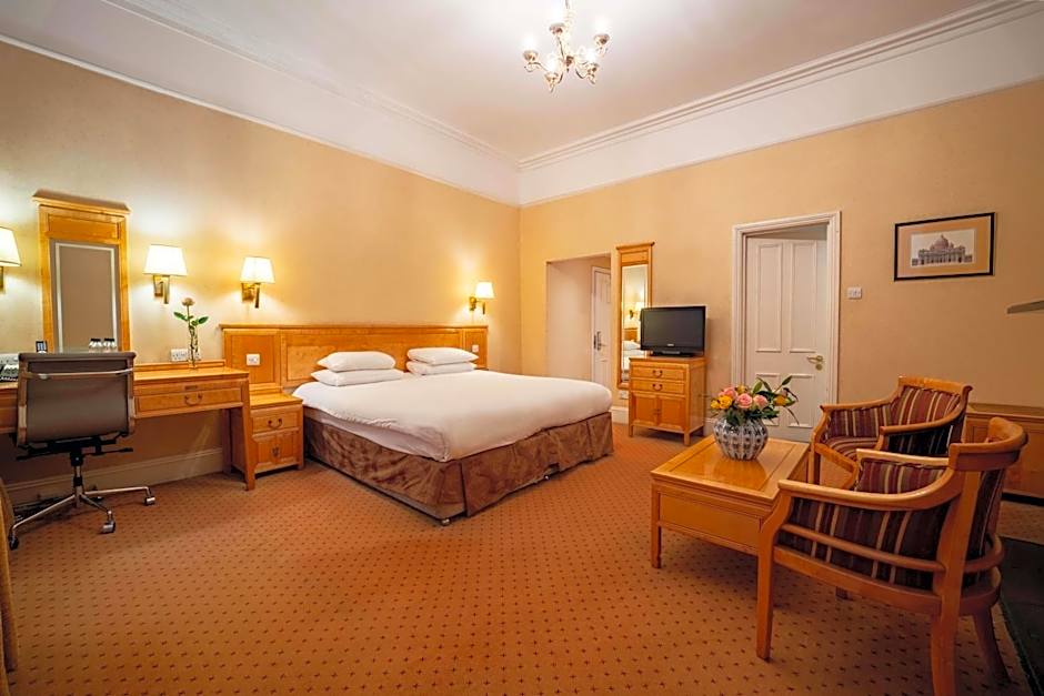 Grange Buckingham Hotel