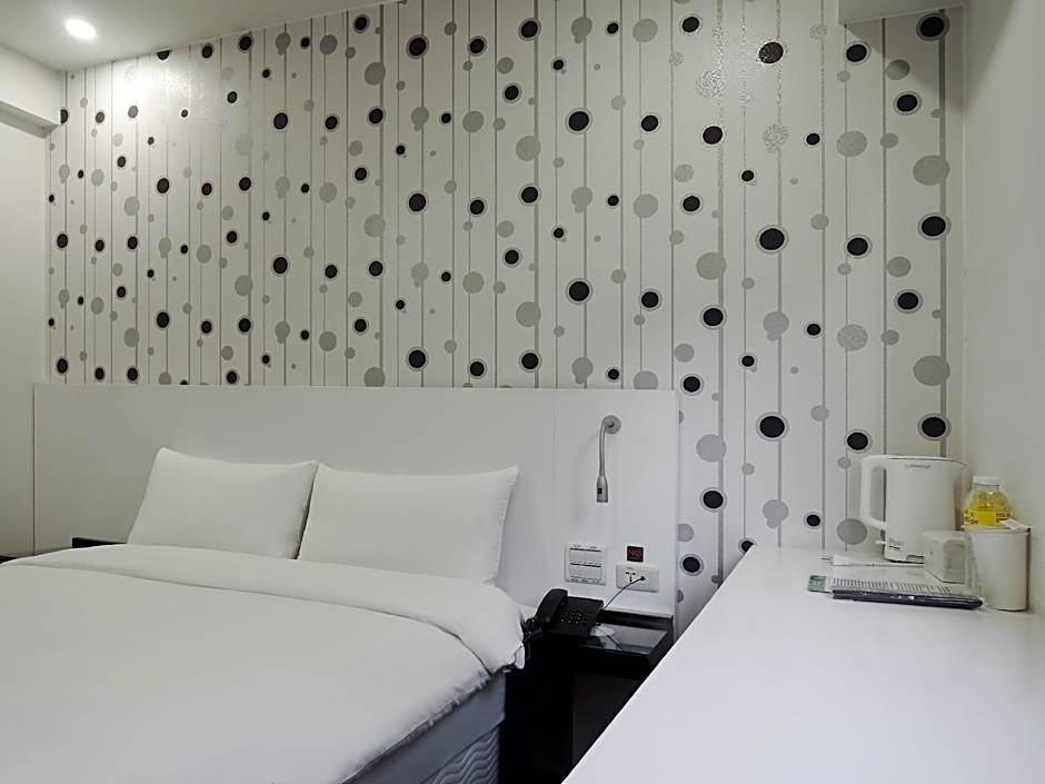 CHECK inn Express Taipei Yongkang