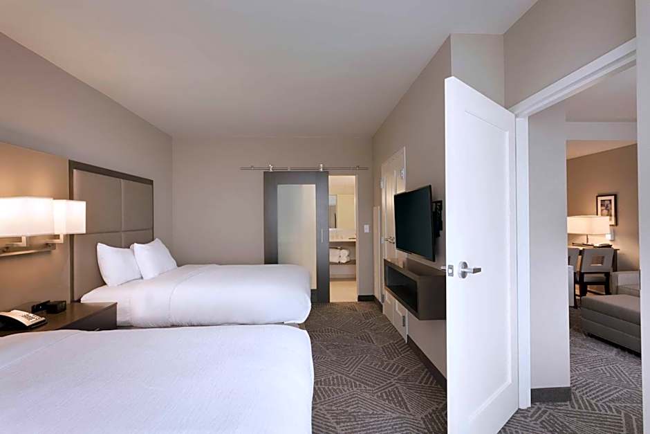 Embassy Suites By Hilton Kansas City/Olathe