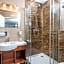 Best Western Plus Celebrity Suites