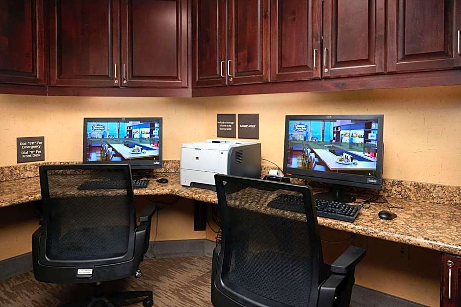 Hampton Inn By Hilton & Suites Rogers