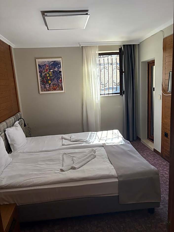 Prince Cyril Hotel