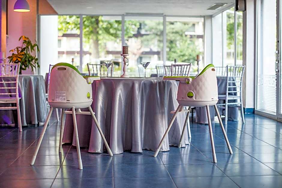 Hotel Apollo