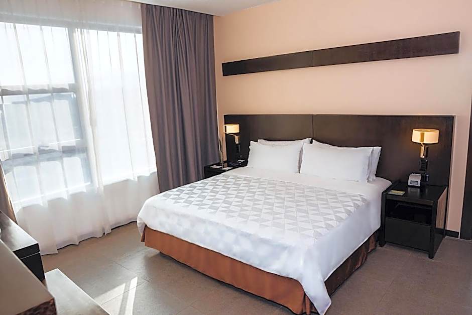 Holiday Inn Guayaquil Airport By IHG