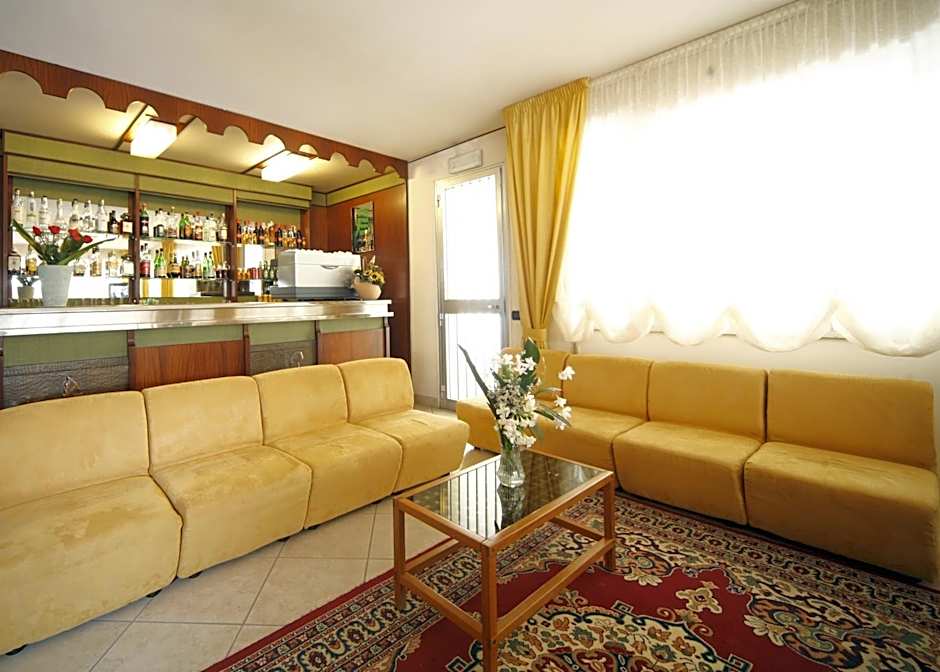 Hotel Devon Rooms & Breakfast