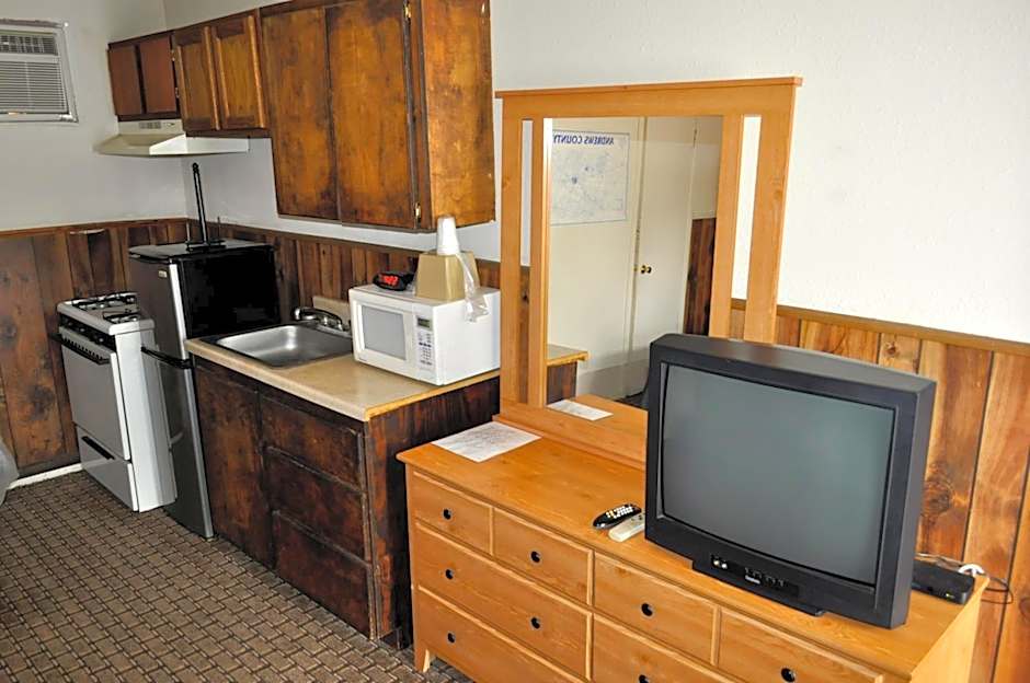 Andrews Motor Inn
