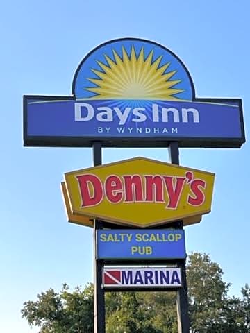 Days Inn by Wyndham Crystal River