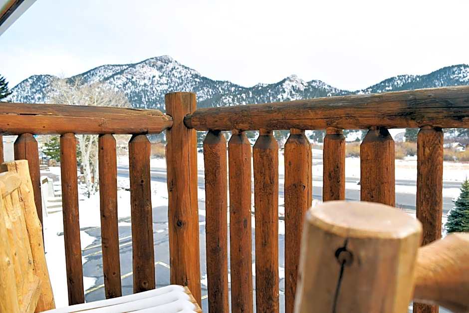 Alpine Trail Ridge Inn