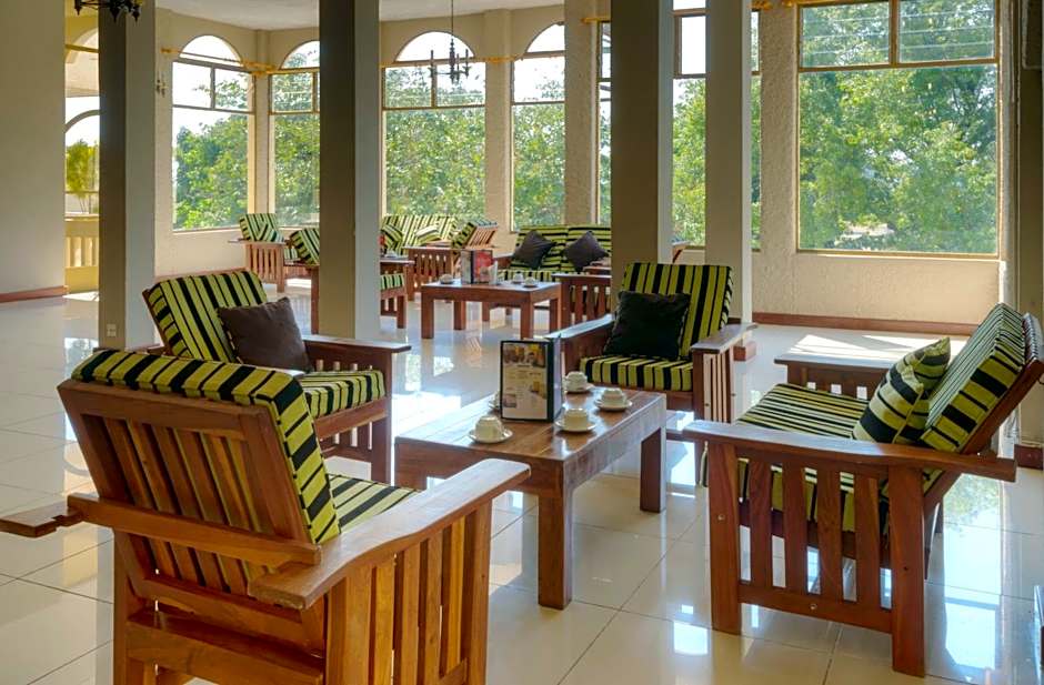 Victoria Falls Rainbow Hotel